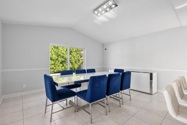 3637 Stratton Lane, Boynton Beach, FL 33436