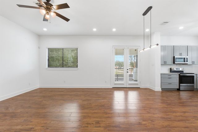 3034 Wayne Street A-B, Houston, TX 77026