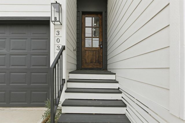 3034 Wayne Street A-B, Houston, TX 77026