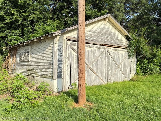2201 S L Street, Fort Smith, AR 72901