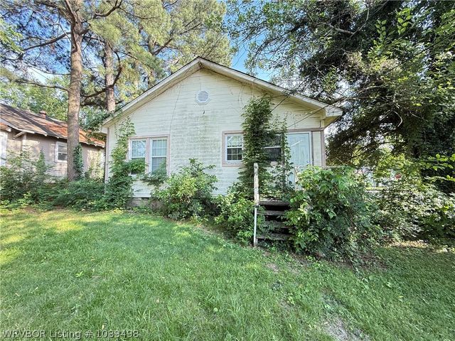 2201 S L Street, Fort Smith, AR 72901