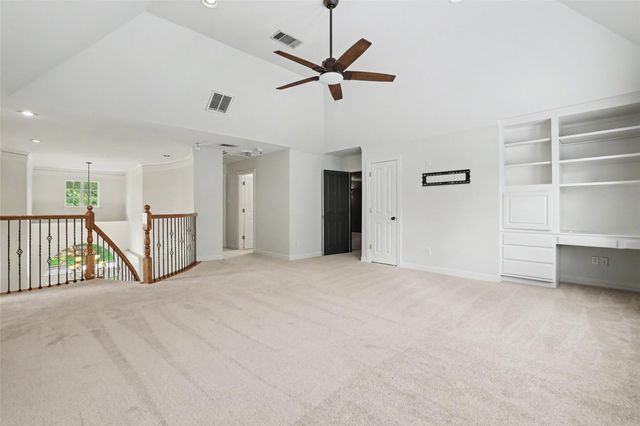 124 Hazeltine DR, Georgetown, TX 78628