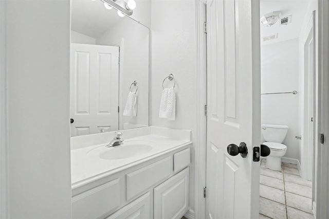 124 Hazeltine DR, Georgetown, TX 78628