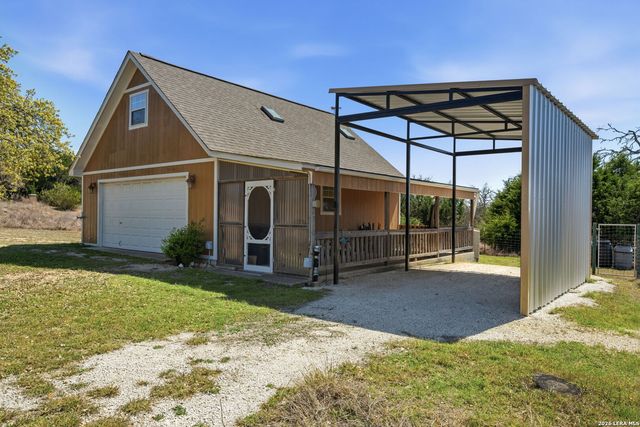 108 Agarita Ct., Boerne, TX 78006