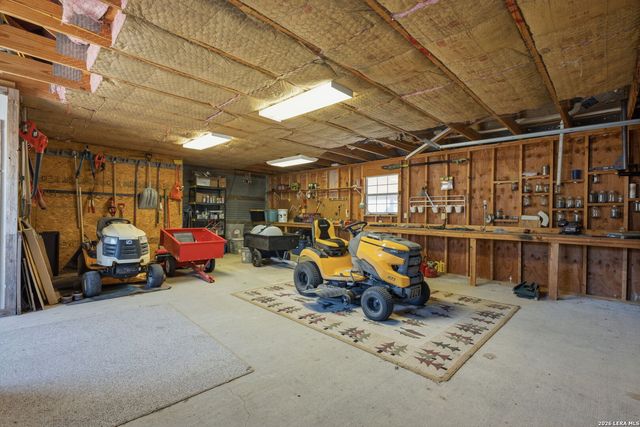 108 Agarita Ct., Boerne, TX 78006