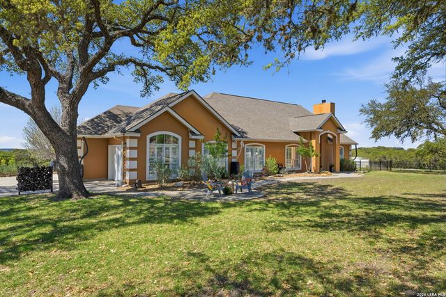 108 Agarita Ct., Boerne, TX 78006