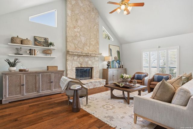 108 Agarita Ct., Boerne, TX 78006