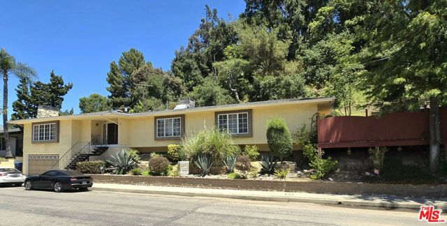 2462 NALIN Drive, Los Angeles, CA 90077
