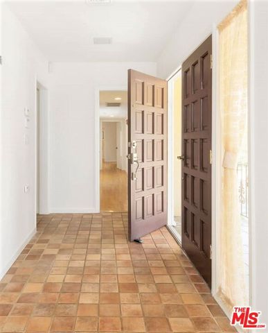 2462 NALIN Drive, Los Angeles, CA 90077