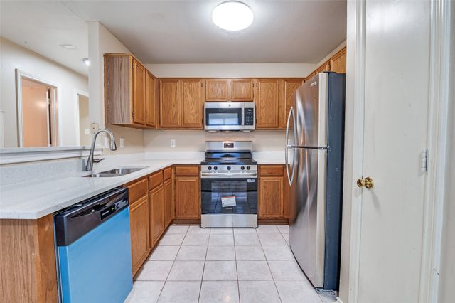 604 Alabaster Place, Cedar Hill, TX 75104