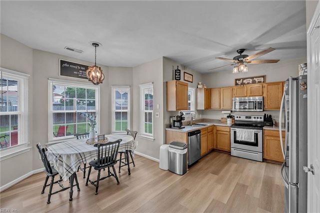 102 Ruby CT, Suffolk, VA 23434