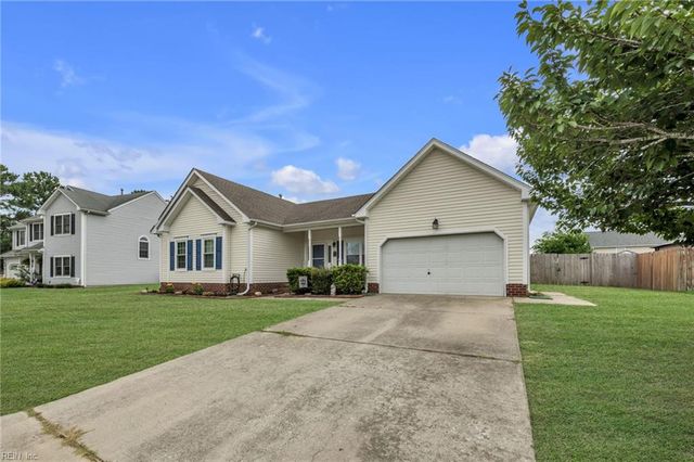 102 Ruby CT, Suffolk, VA 23434