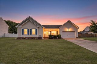 102 Ruby CT, Suffolk, VA 23434
