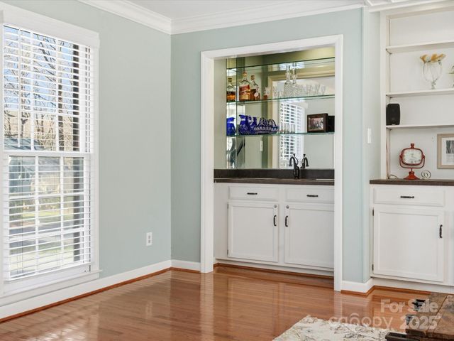 9218 Deerpark Lane, Charlotte, NC 28277