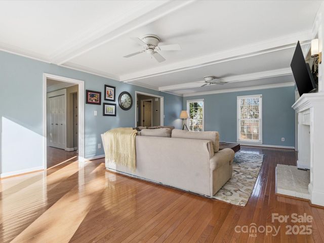 9218 Deerpark Lane, Charlotte, NC 28277