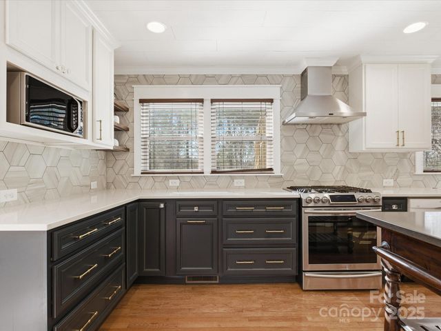 9218 Deerpark Lane, Charlotte, NC 28277