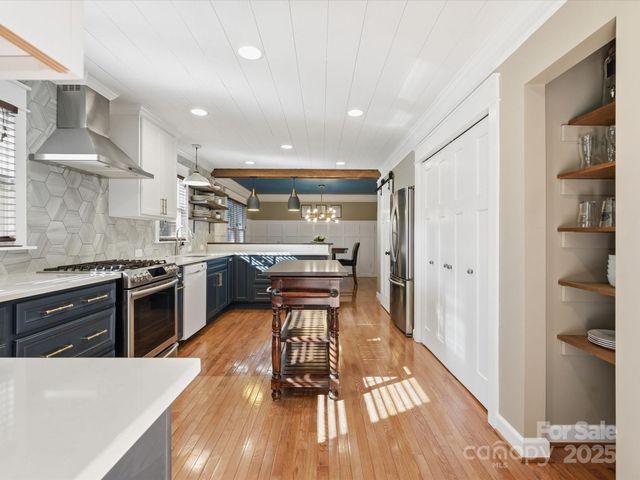 9218 Deerpark Lane, Charlotte, NC 28277