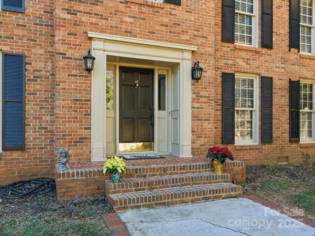 9218 Deerpark Lane, Charlotte, NC 28277
