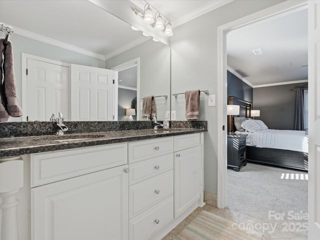 9218 Deerpark Lane, Charlotte, NC 28277