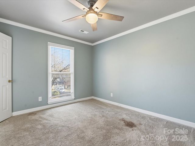 9218 Deerpark Lane, Charlotte, NC 28277