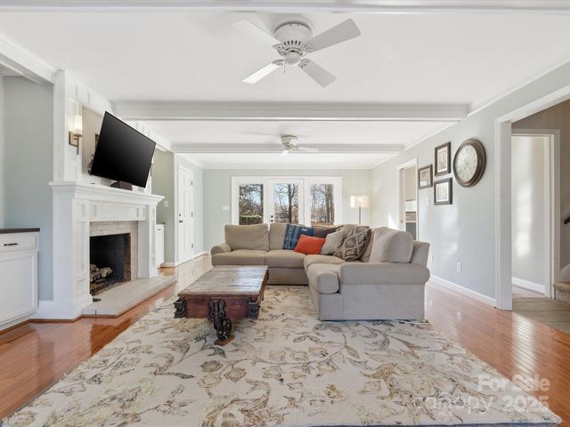 9218 Deerpark Lane, Charlotte, NC 28277