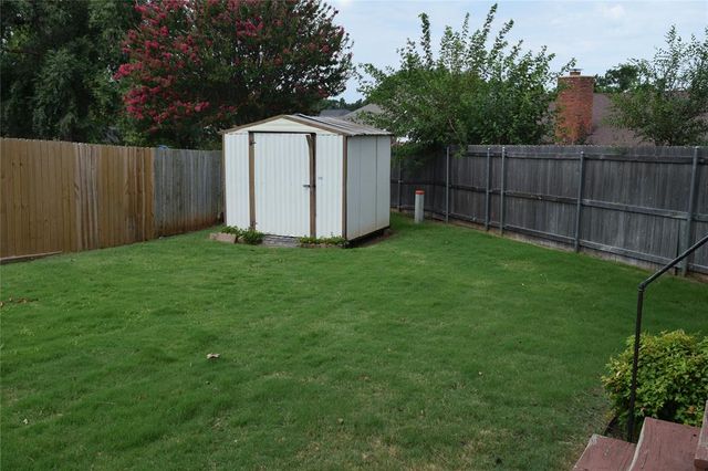 3649 Sunvalley Drive, Midwest City, OK 73110