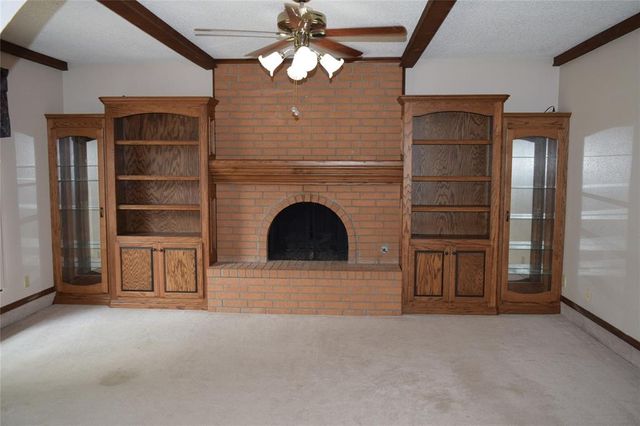 3649 Sunvalley Drive, Midwest City, OK 73110