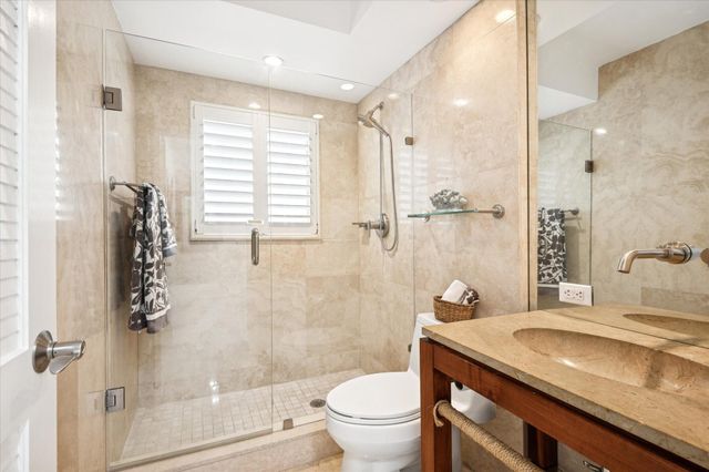 215 N Birch Road A2, Fort Lauderdale, FL 33304