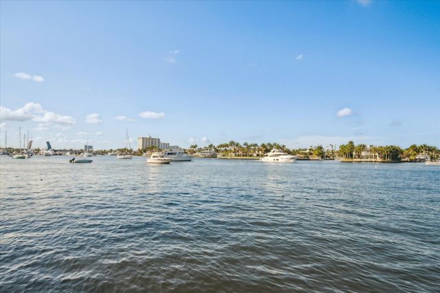 215 N Birch Road A2, Fort Lauderdale, FL 33304