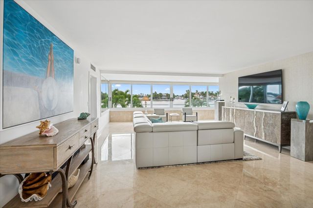 215 N Birch Road A2, Fort Lauderdale, FL 33304