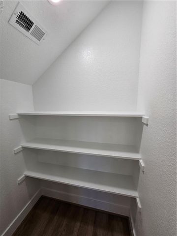 136 S Gum AVE, Virginia Beach, VA 23452