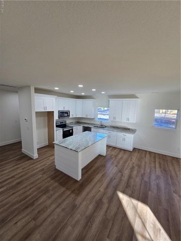 136 S Gum AVE, Virginia Beach, VA 23452