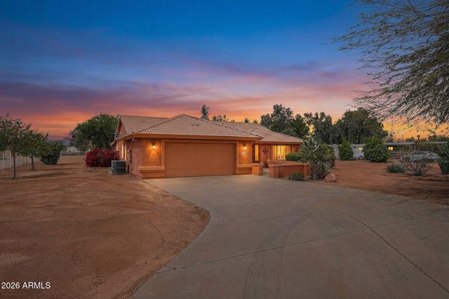 7344 N ALSUP Avenue, Litchfield Park, AZ 85340