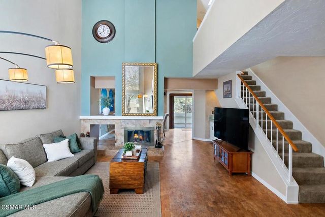 1425 Calle Lozano, Camarillo, CA 93012