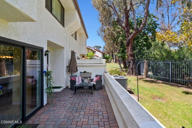 1425 Calle Lozano, Camarillo, CA 93012