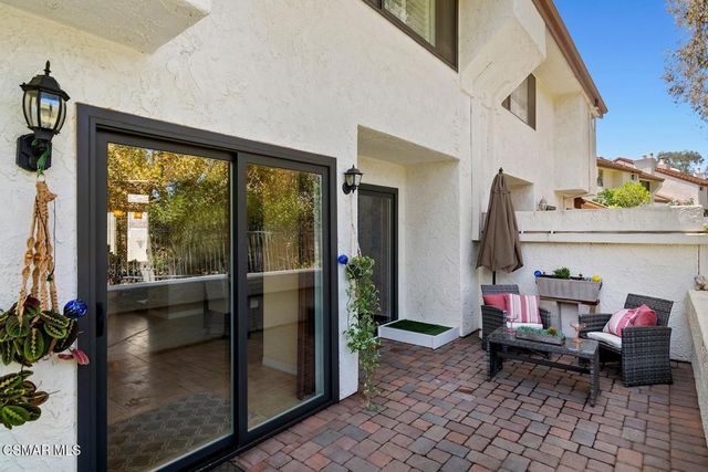 1425 Calle Lozano, Camarillo, CA 93012