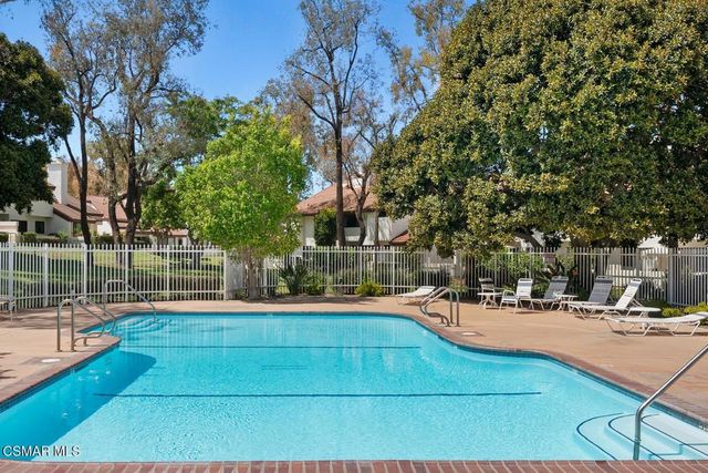 1425 Calle Lozano, Camarillo, CA 93012