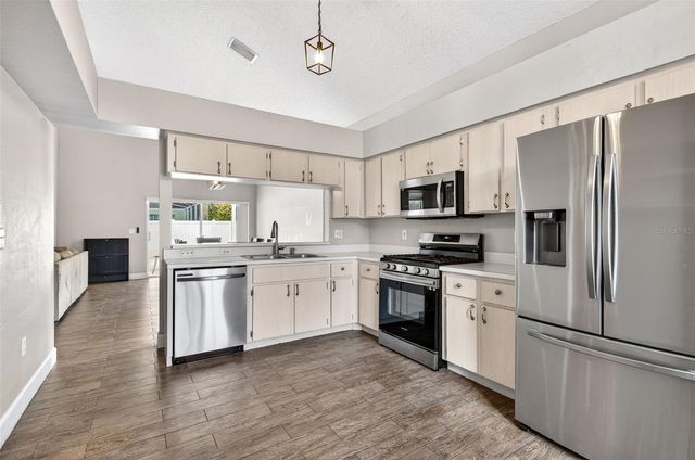 13440 BEECHBERRY DRIVE, Riverview, FL 33579