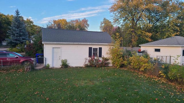 1326 W SPENCER STREET, Appleton, WI 54914