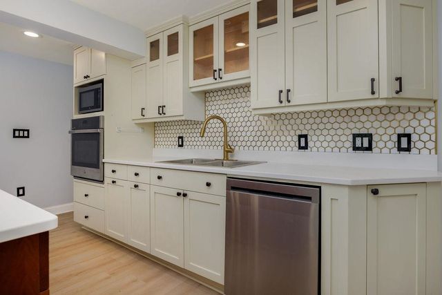 75 E. Wheelock Street, Hanover, NH 03755