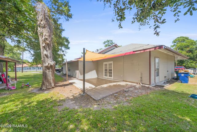 310 E Branche Street, Rayne, LA 70578