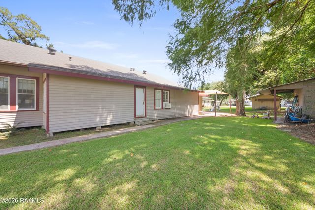 310 E Branche Street, Rayne, LA 70578