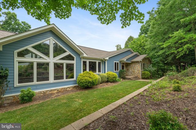 174 VIRGINIA KEY TRL, Union Hall, VA 24176