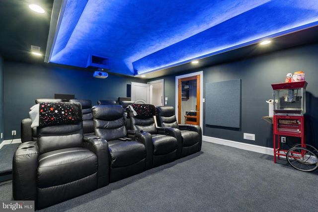 174 VIRGINIA KEY TRL, Union Hall, VA 24176