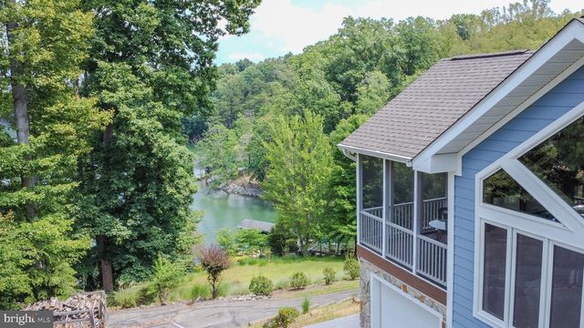 174 VIRGINIA KEY TRL, Union Hall, VA 24176