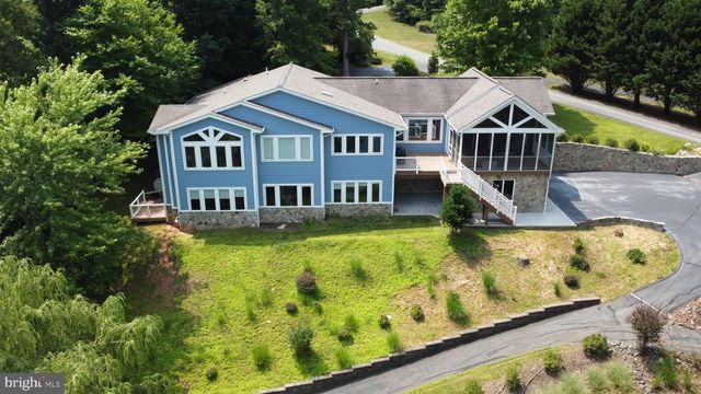 174 VIRGINIA KEY TRL, Union Hall, VA 24176
