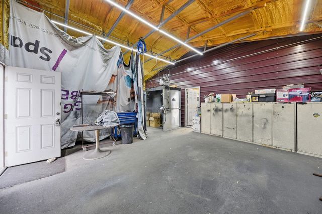 518 Columbus Road, Sealy, TX 77474