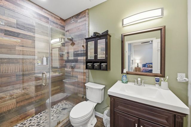 518 Columbus Road, Sealy, TX 77474