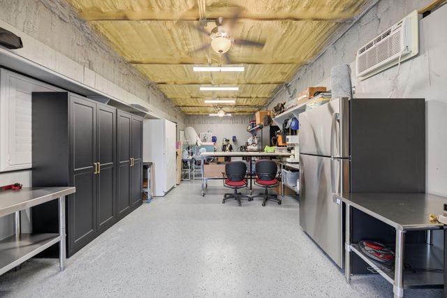 518 Columbus Road, Sealy, TX 77474