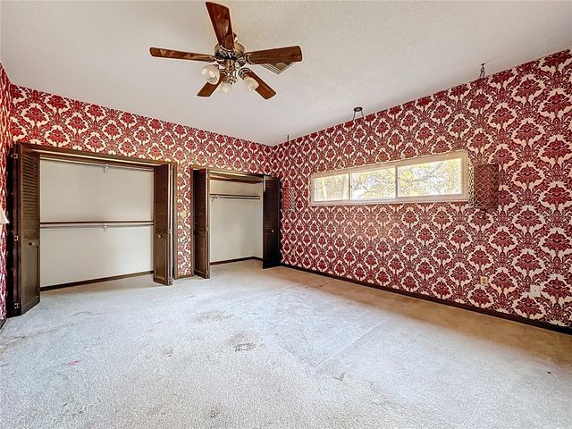 5759 LAKE STREET, Mount Dora, FL 32757